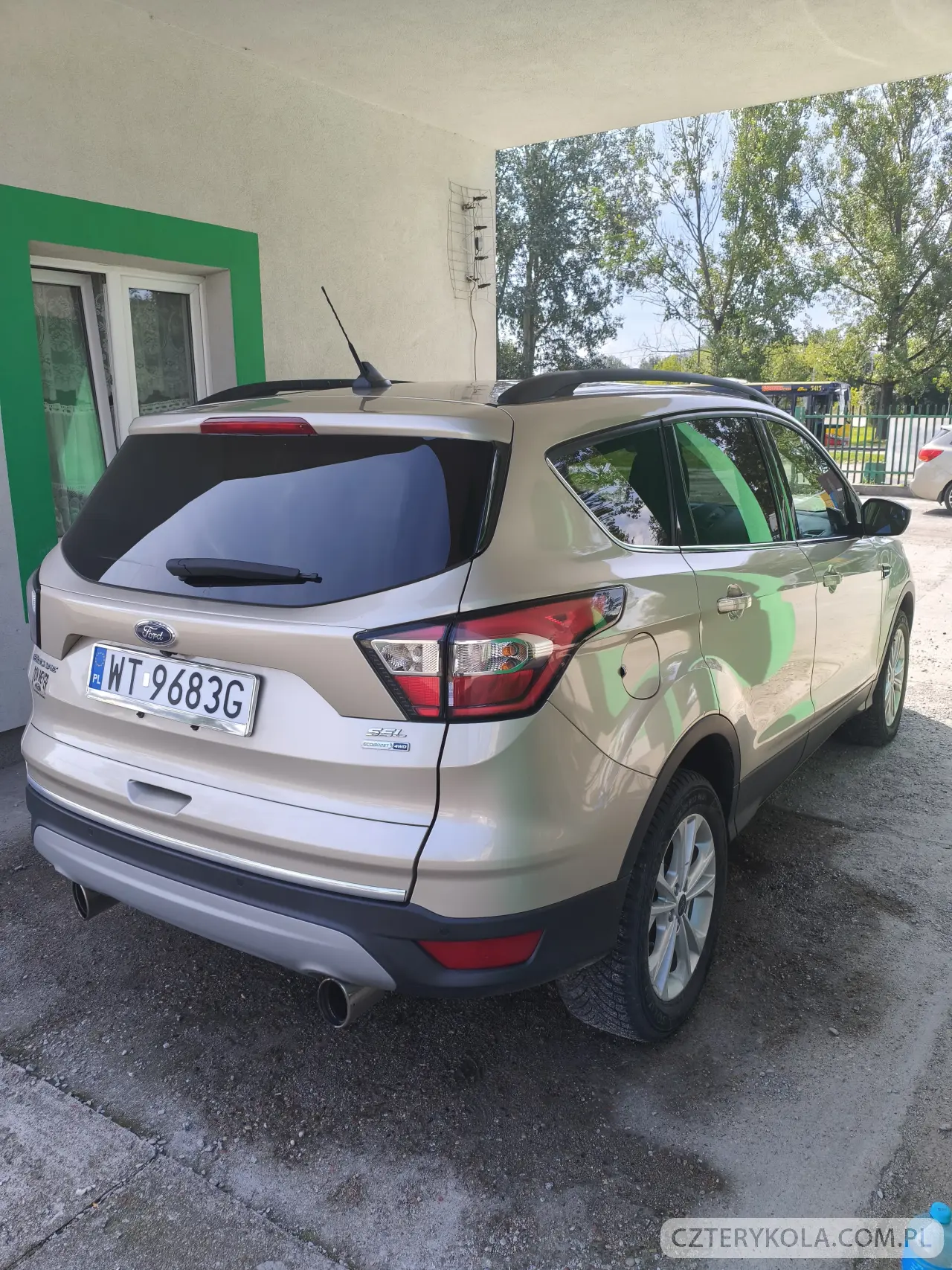 Ford- Escape- 2018 