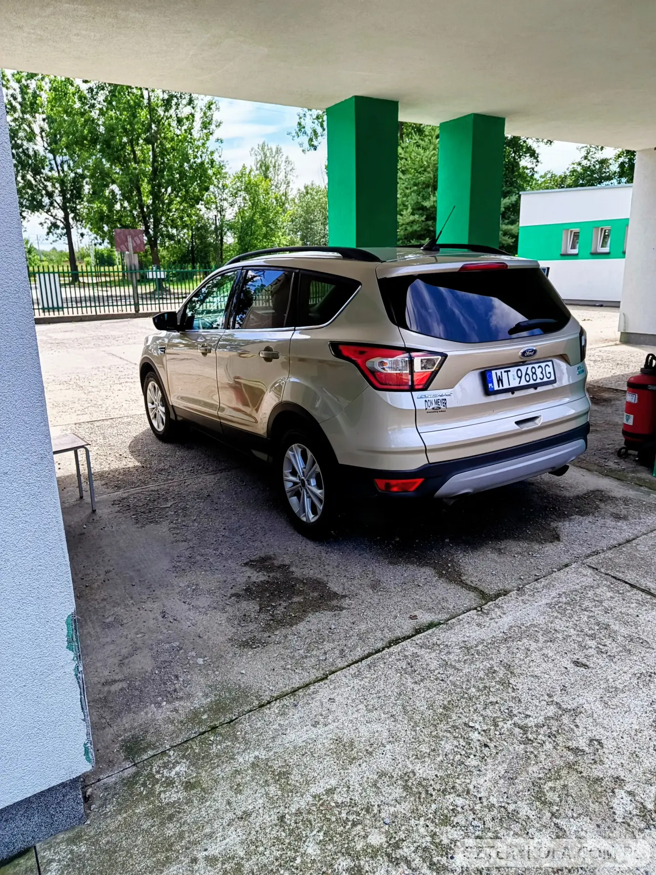 Ford- Escape- 2018 