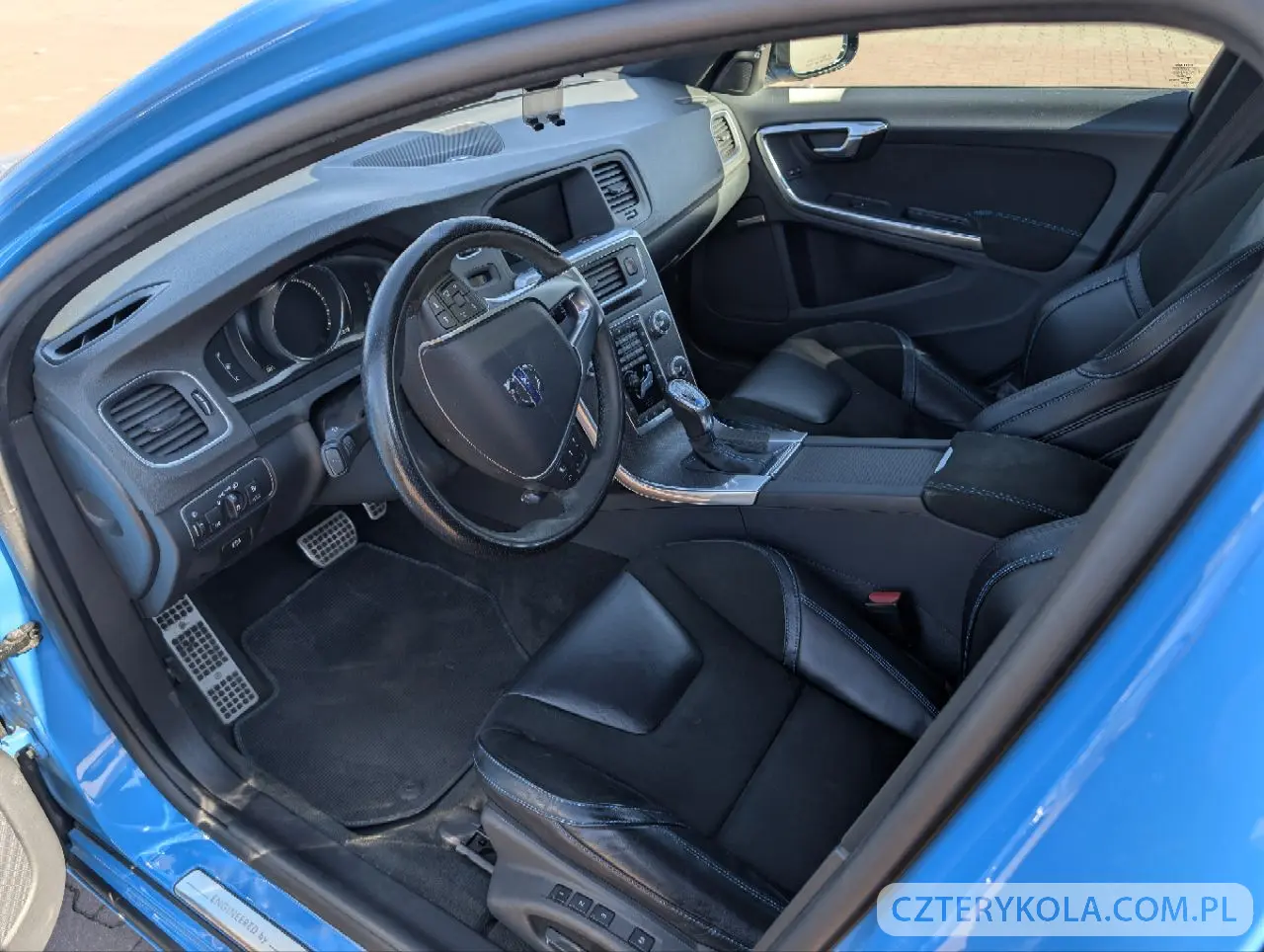 Volvo- S60- 2017 