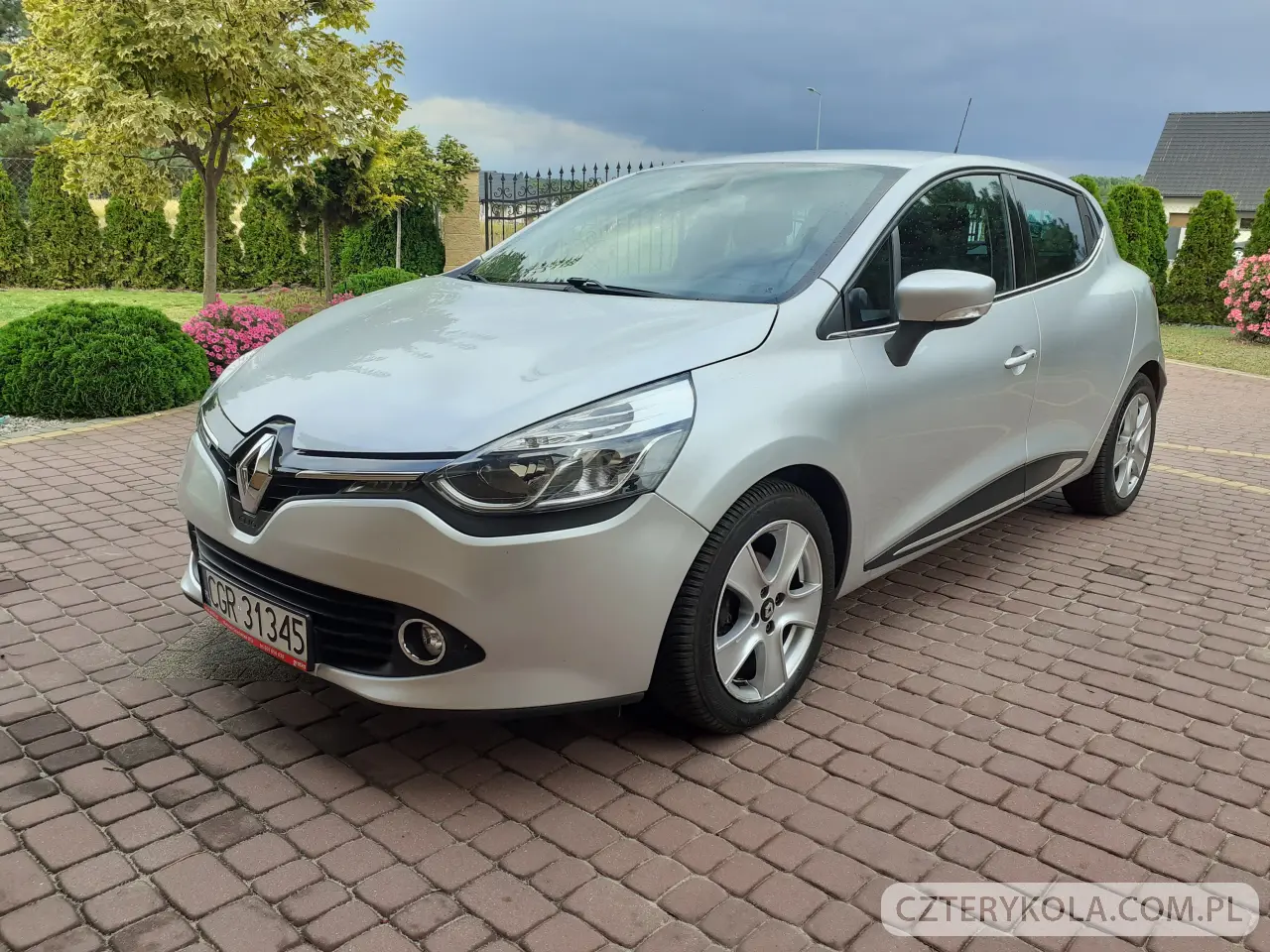Renault- Clio- 2013 