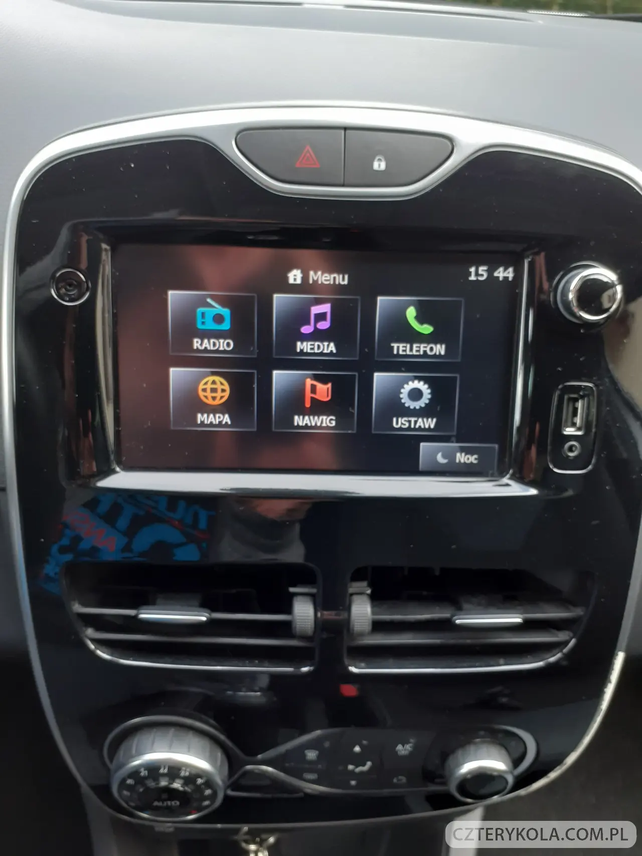 Renault- Clio- 2013 